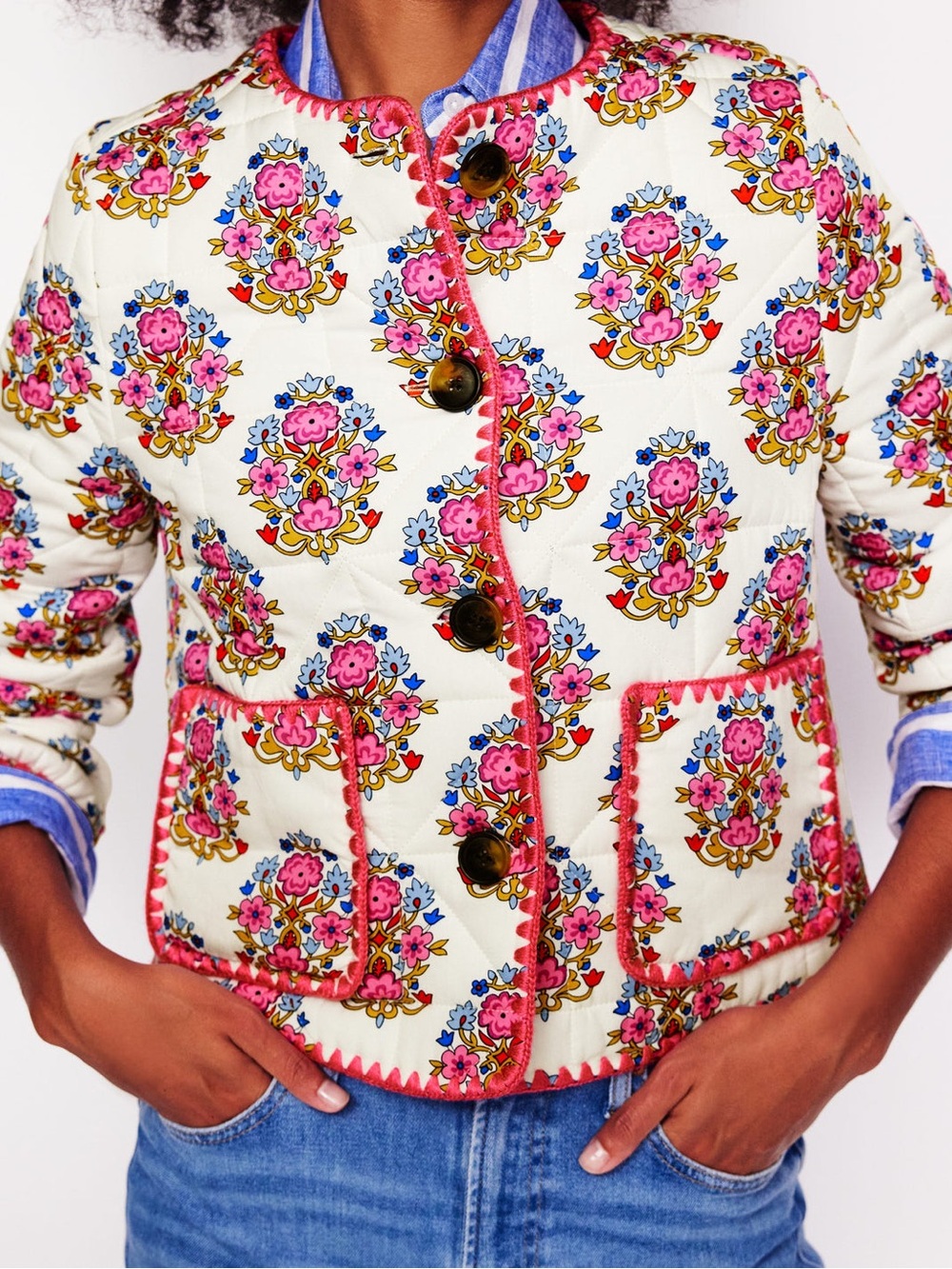 Boden Chelsea Quilted Jacket In Wildflower Stamp White Pink Size 6 - Picture 6 of 14